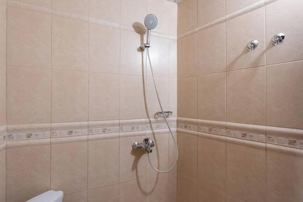 Vazov Residence , Two Bedroom Top Centre Apartment 바르나